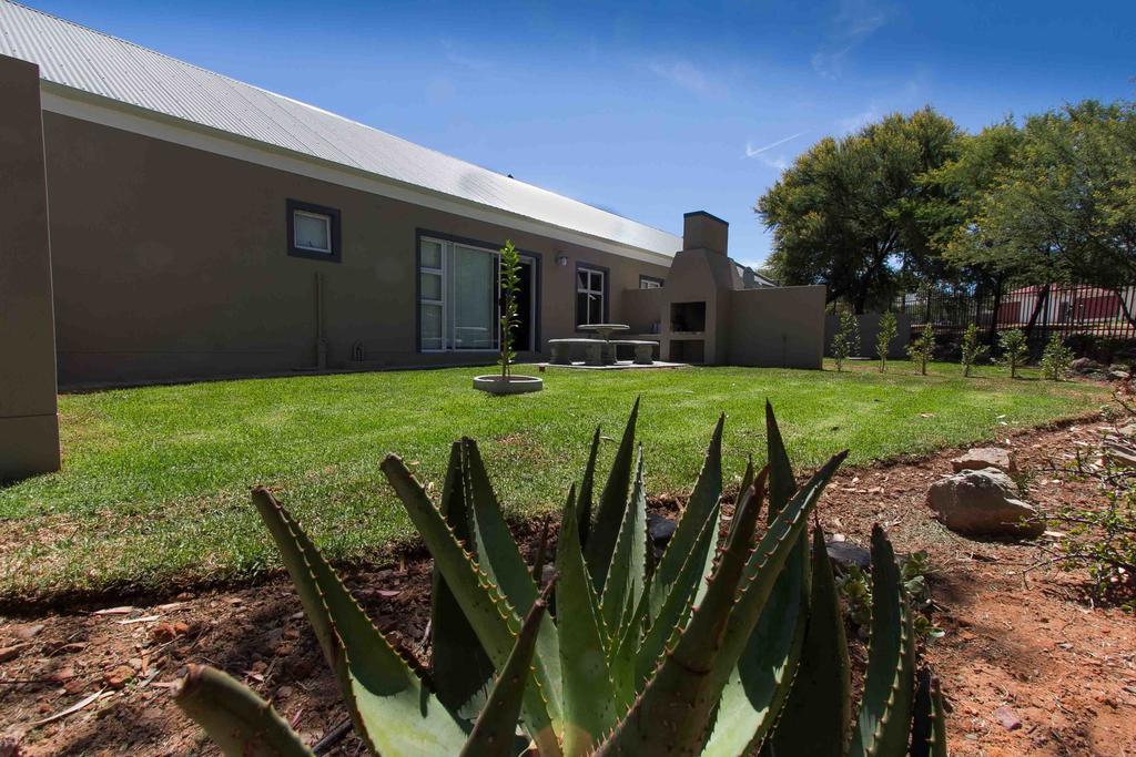 El Dorado 65 Luxury Self Catering Villa Oudtshoorn Kamer foto