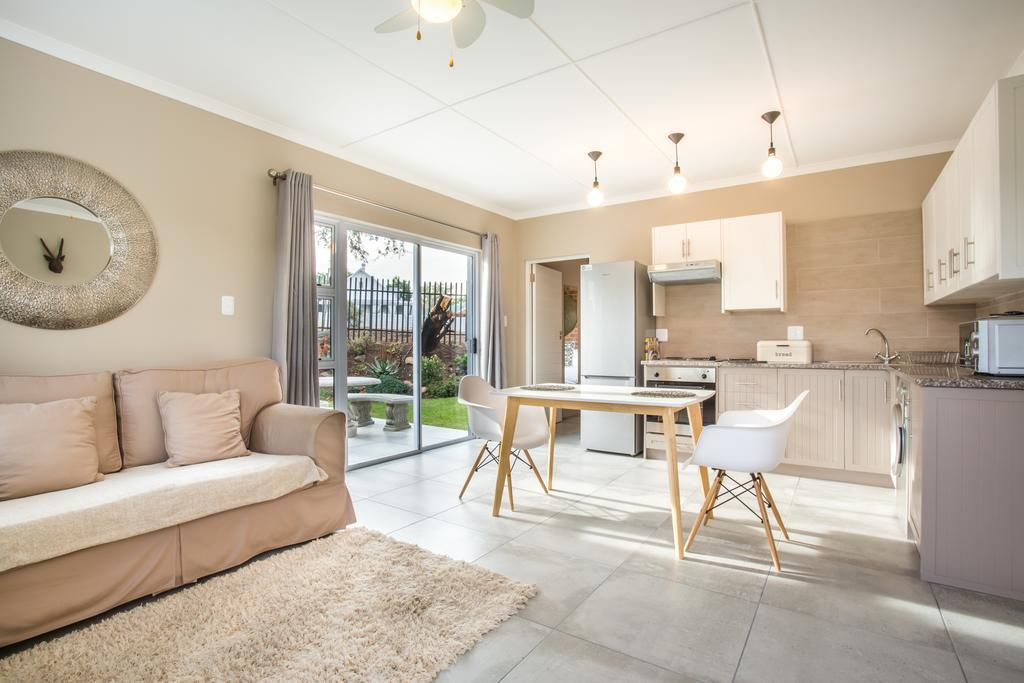 El Dorado 65 Luxury Self Catering Villa Oudtshoorn Buitenkant foto