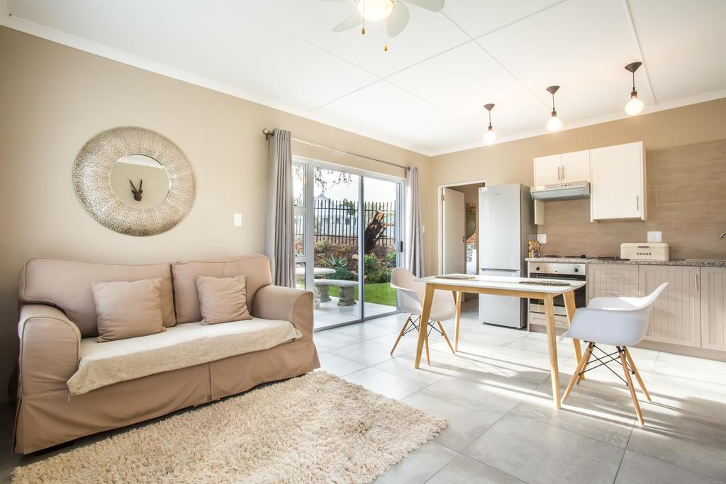 El Dorado 65 Luxury Self Catering Villa Oudtshoorn Buitenkant foto